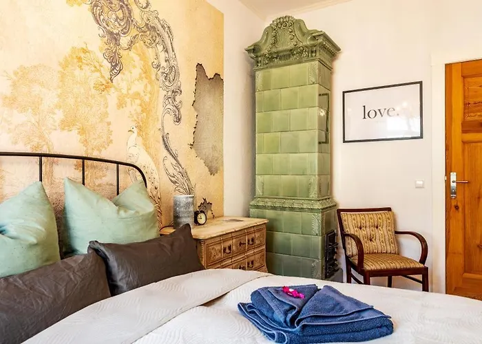 Neu! Annelieses Kemenate *